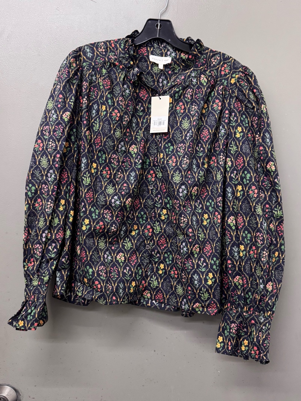 NWT Entro Rhonda Multi Floral Print Cinched Ruffle Long Sleeve Blouse Top size S
